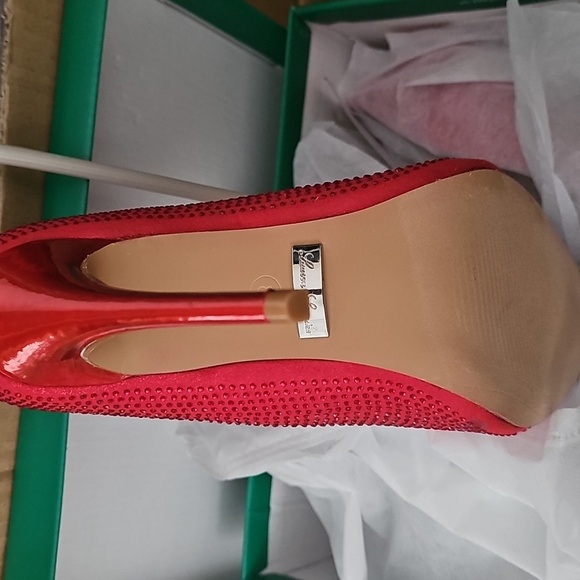 Lauren Lorraine Shimmering Red Heels - Picture 2 of 5